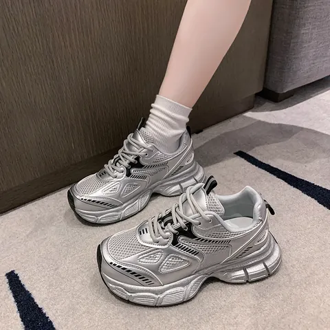 Zapatos Daddy Plateados para Niñas Zapatillas de Malla Transpirable Textura Metálica Suela Gruesa Zapatos Deportivos Casuales