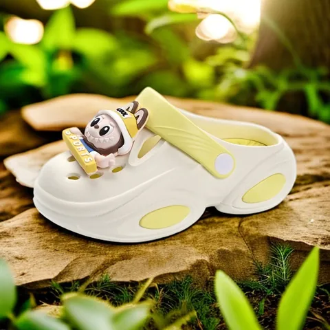 Girls Cartoon Clogs Summer Beach Slippers Non-Slip EVA Garden Shoes Cute 3D Rabbit Decor For Kids Toddlers Comfortable Outdoor Footwear