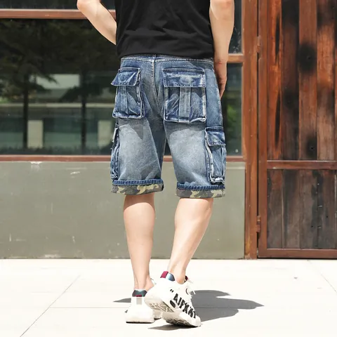 Men Loose Cargo Denim Shorts Multi-Pocket Washed Distressed Streetwear Casual Knee Length Cotton Jean Shorts With Camouflage Hem