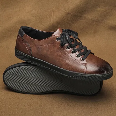 Scarpe Casual da Uomo in Pelle PU Vintage Traspiranti Sneakers Basse con Lacci Scarpe da Board Brogue Brunite Retro per Primavera Estate