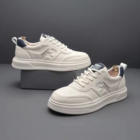 Chaussures de Skate de Mode pour Hommes en Cuir de Vachette Sneaker Léger Respirant Décontracté Sneaker pour Marche Quotidienne Semelle Épaisse à Lacets