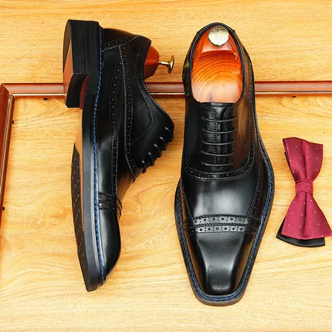 Men Genuine Cow Leather Oxford Shoes British Style Brogue Cap Toe Square Toe Burnished Lace Up Business Formal Dress Shoes