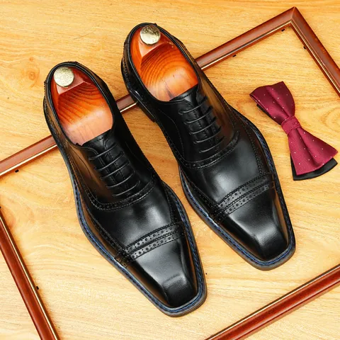 Men Genuine Cow Leather Oxford Shoes British Style Brogue Cap Toe Square Toe Burnished Lace Up Business Formal Dress Shoes