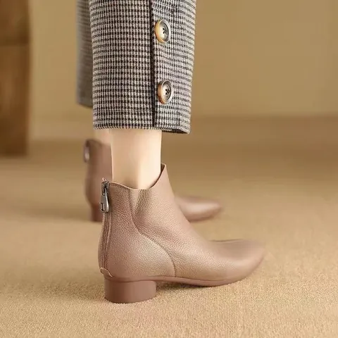 Bottines Femme à Bout Pointu et Découpe en V Style Cowboy Western Talon Bloc Moyen en Cuir PU Mode Automne Hiver
