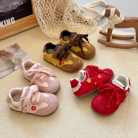 Girls Fashion Sneakers Kids Casual Board Shoes Korean Style Soft Sole Toddler Shoes Flower Embroidery Synthetic Leather Breathable Sneakers