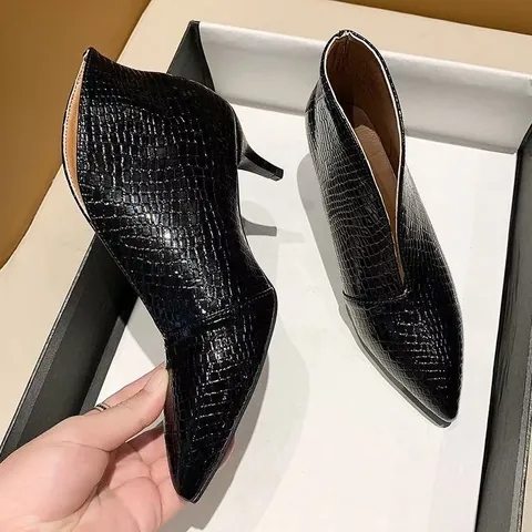 Botines de Mujer con Punta Estrecha y Boca en V de Charol Microfibra Estampado de Serpiente Tacones Altos Moda Otoño