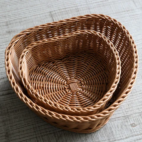Heart Shaped Imitation Rattan Woven Plastic Basket For Fruit Candy Snacks Storage Tray For Living Room Coffee Table Home Decor