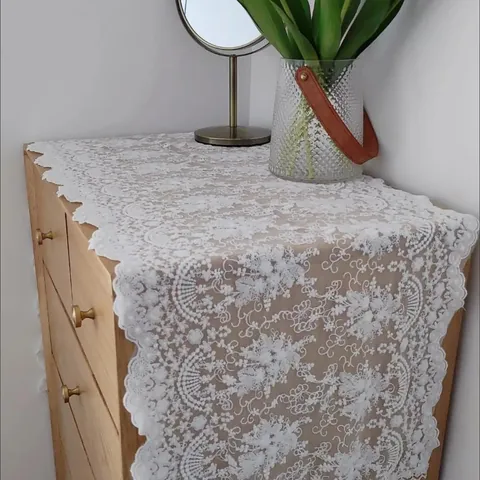 Camino de Mesa de Encaje de Hilo de Algodón Bordado 3D Blanco Romántico Francés Mantel Decorativo Floral Vintage Para Boda Fiesta Mesa de Comedor Hogar