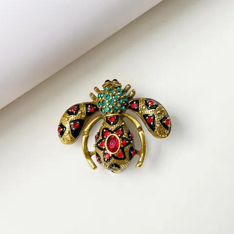 Vintage Hofstijl Bij Brosje Voor Vrouwen Zinklegering Ingelegde Meerkleurige Strass Emaille Insect Pin Mode Sieraden Accessoire