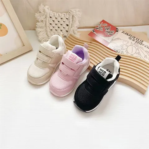 Atmungsaktive Netzgewebe Lauflernschuhe Rutschfest Baby Sneakers Lässig Klettverschluss Retro Laufschuhe Für Jungen Mädchen