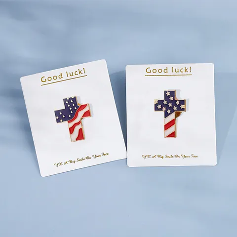 Broche de Metal Creativo en Cruz Bandera Americana Insignia de Esmalte Alfiler de Aleación Joyería Para Camisa Hombre Mujer