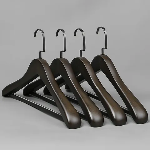 Premium Beech Wood Wide Shoulder Hanger Non-slip Suit Shirt Closet Organizer Luxury Wooden Hanger With Metal Hook For Home Hotel