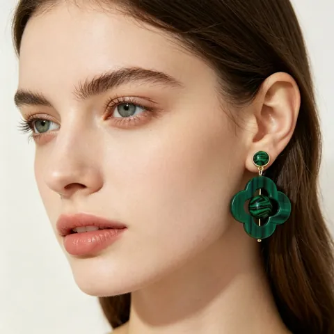 Pendientes Colgantes de Perlas y Flores Retro Francés Mujer Elegante Trébol de Resina con Poste de Plata 925