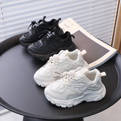 Kids Fashion Sneakers Breathable Mesh Soft Sole Children White Shoes For Boys Girls Casual School Sport Daddy Shoes Lightweight PU Rubber Chunky Sneakers
