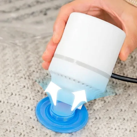 Pompe à Vide Électrique Portable Pour Sacs de Rangement sous Vide Forte Aspiration Machine de Pompage d'Air à un Bouton Plastique Blanc