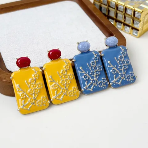 Pendientes de Botón Vintage Franceses de Esmalte Flores de Invierno Aleación de Zinc Poste de Plata 925 Joyería Mujer