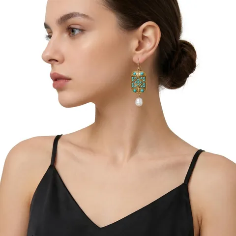 Pendientes Colgantes Geométricos Estilo Corte Vintage de Aleación de Zinc Chapado en Oro Con Perla Artificial y Cuentas de Turquesa