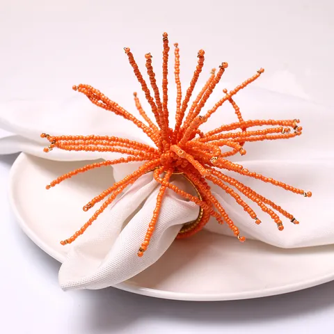 Handmade Coral Wood Bead Napkin Ring Electroplated Metal Buckle For Dining Table Wedding Banquet Home Decor INS Style