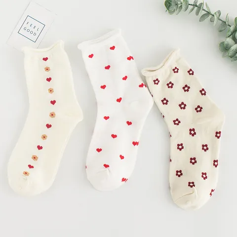 Women Sweet Cotton Crew Socks Milky White Heart Floral Print Ruffle Cuff Mid Tube Fashion Socks Japanese Style Hosiery