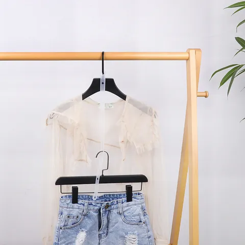 White Plastic Hanger Connector Strips For Clothing Store Closet Organization Space Saving Vertical Hanger Connection Chain