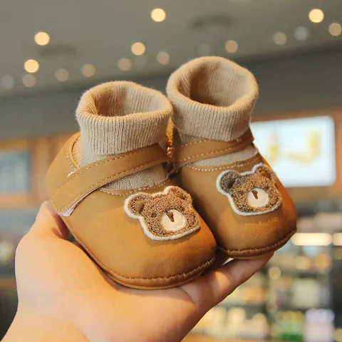 Winter Baby Boys Girls Soft Sole Walker Shoes Fleece Lined Warm Sock Shoes Cartoon Bear Hook And Loop Infant Toddler First Walkers