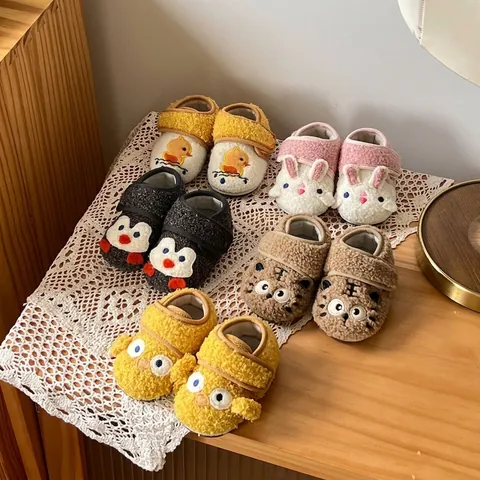 Baby Pre-walker Shoes Warm Plush Fleece Lined Soft Sole Winter Toddler Cartoon Animal Tiger Penguin Rabbit Chick Duck Shoes