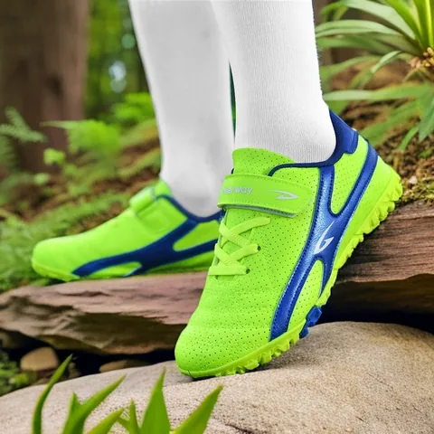 Chaussures de Football de Sport en Plein Air pour Enfants Garçons Respirantes Cuir Synthétique Crampons TF Professionnels