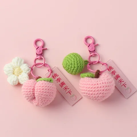 Handmade Crochet Peach Fruit Keychain Plush Yarn Woven Pendant For Teacher Appreciation Day Gift Set Soft Bag Charm Accessories
