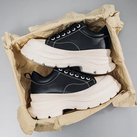 Men Height Increasing Platform Shoes Thick Sole British Style Contrast Martin Shoes Casual Footwear Microfiber Upper