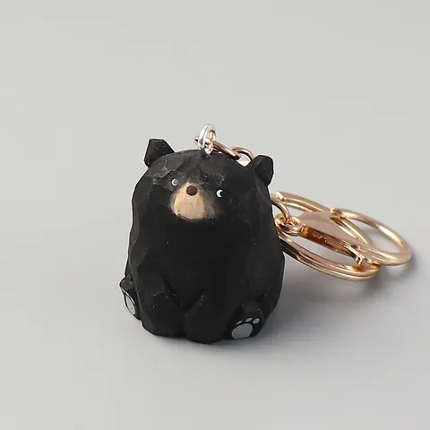 Handmade Solid Wood Carved Bear Ornament Creative Animal Desktop Decoration Cute Wood Carving Bear Keychain Pendant Handcrafted Gift