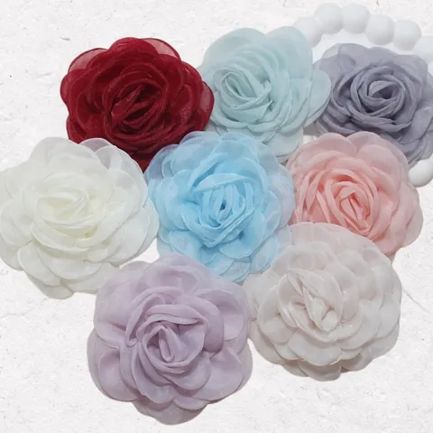 Broche Fleur de Camélia Rose en Organza à Bord Brûlé pour Vêtements Chaussures Accessoires Fleur en Tissu 3D Faite à la Main