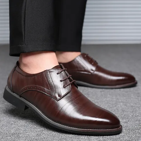 Men's Business Formal Leather Shoes Brogue Lace-up Pointed Toe Non-slip Synthetic Leather Derby Shoes Plus Size