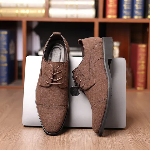 Herren Britischer Stil Brogue Business Casual Schuhe Kunstleder Formelle Schnürschuhe Flache Abendschuhe Atmungsaktive Retro Herrenschuhe