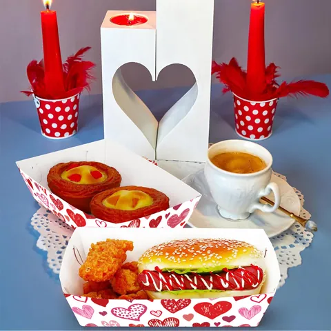 Disposable Paper Snack Tray Valentine's Day Party Heart Love Pattern Popcorn Boat Box Food Packaging Container For Picnic Banquet Celebration