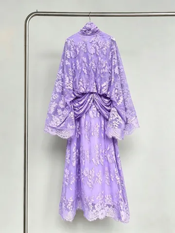 Robe Midi Style Français Col Montant Patchwork en Dentelle Manche Évasée Taille Cintrée Élégante Robe de Soirée Femme