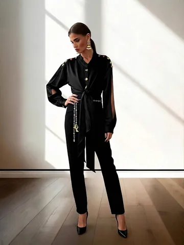 Dames Elegante Satijnen Blouse Lange Mouw Niche Ontwerp Gouden Knopen Tailleband Overhemd Chic Europese Stijl Slim Fit Top