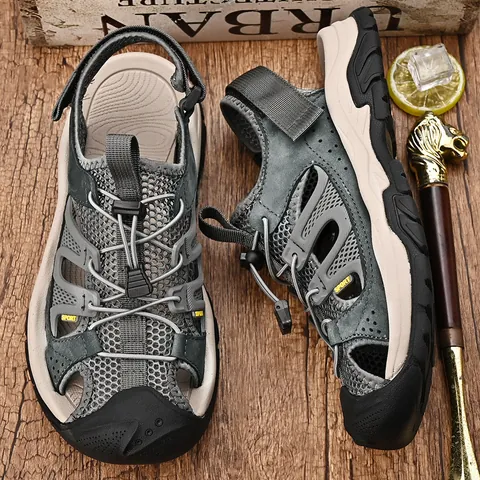 Sandali Sportivi da Uomo all'Aperto in Pelle e Mesh Traspirante Punta Chiusa Antiscivolo Scarpe da Trekking Spiaggia Velcro
