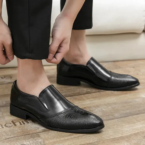 Herren Business Formal Lederschuhe Krokodil Prägung Spitze Brogue Oxford Schuhe Slip On Hochzeit Bräutigam