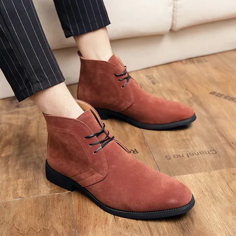 Bottes Martin Rétro Britannique pour Hommes en Daim Derby Bottes Hautes Couleur Unie Lacets Mode Décontractée Bottes de Travail Homme