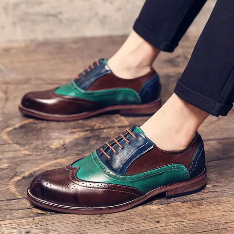 Chaussures Brogue Vintage pour Hommes Patchwork Bout Pointu Chaussures Oxford Classiques à Lacets Business Casual Chaussures de Ville