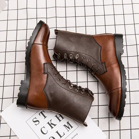 Stivali da Cavaliere Uomo Stile Britannico Alto Martin in Pelle PU Giuntata Casual Outdoor Antiscivolo Calzature alla Moda