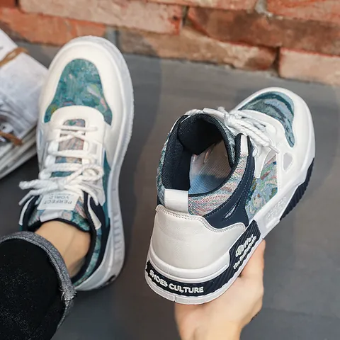 Chaussures de Skate Mid Top Style Rétro Hong Kong pour Hommes Imprimé Peinture à l'Huile Forêt Toile Semelle Épaisse Sneakers