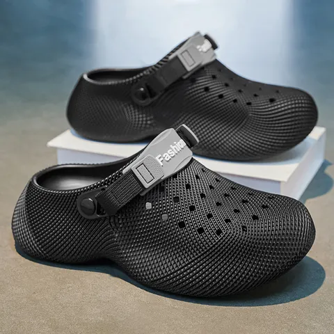 Men Designer Clogs Summer Outdoor Non-slip Beach Sandals Lightweight Breathable Soft Cushion EVA Shoes Dual-purpose Sliders