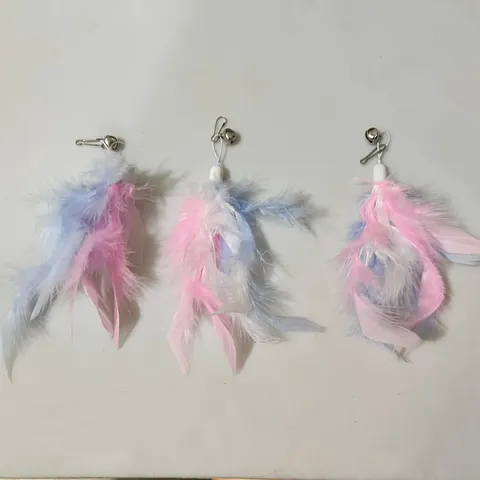 Interactive Cat Wand Replacement Feather Head Toy Pet Accessories with Bell Metal Hook Natural Feather Kitten Engagement Toy