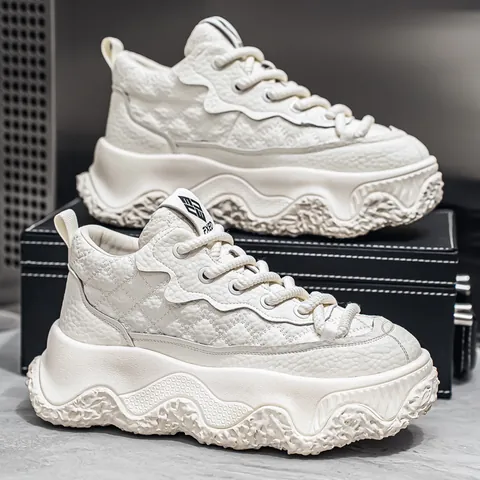 Men's High Top Thick Sole Bread Boots Microfiber Faux Leather Warm Fleece Lined Casual Outdoor Sneakers Platform Mid Top Snow Shoes