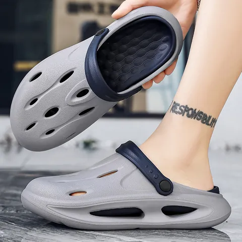 Herren Sommer Gartenschuhe Dicke Sohle Rutschfeste Strand Sandalen Outdoor Indoor Wasserschuhe Atmungsaktiv Leicht EVA Hausschuhe