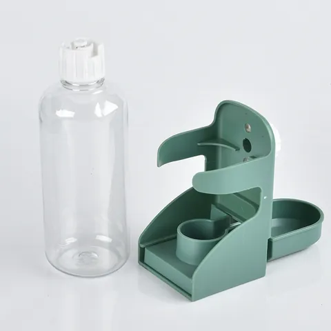 Automatic Gravity Pet Water Dispenser Hanging Cage Drinking Fountain Waterer Bowl For Cats Dogs Small Animals Plastic Fountain