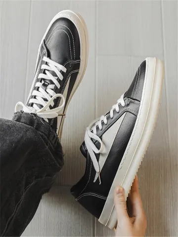 Chaussures de Skate pour Hommes High Street Fashion Semelle Épaisse en Cuir PU Patchwork Décontracté Polyvalent Bas Rétro Streetwear Baskets pour Hommes