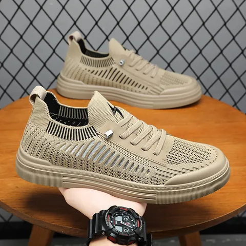 Men's Breathable Fly-knit Sneakers Casual Lightweight Mesh Running Shoes Outdoor Non-slip Lace-up Low-top Fashion Walking Shoes