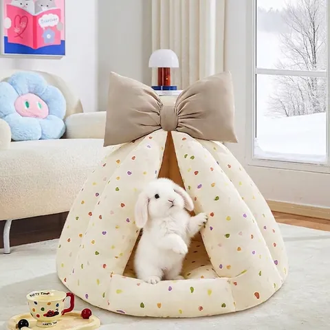 Semi-Enclosed Small Pet Sleeping Nest Soft PP Cotton Warm Indoor House For Rabbits Guinea Pigs Hamsters Cute Bow Cartoon Print Pet Bed